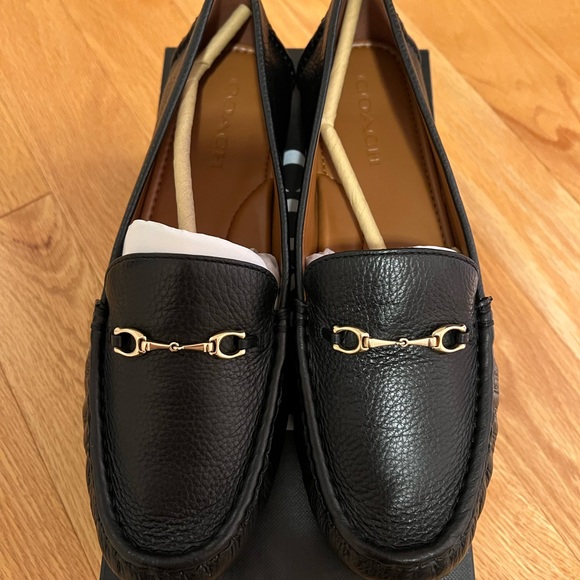 Coach Mavis Leather Loafer - Picture 4 of 7
